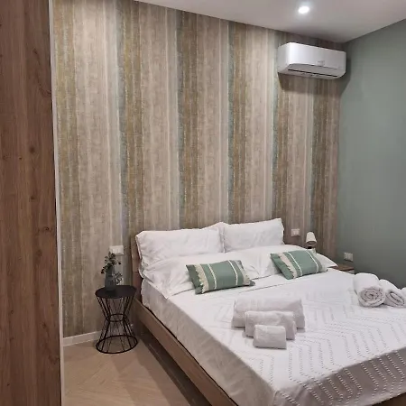 Bed & Breakfast Domus 0143 *
