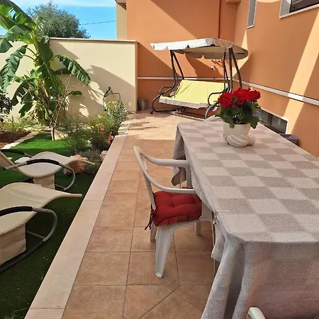 Domus 0143 Bed and breakfast